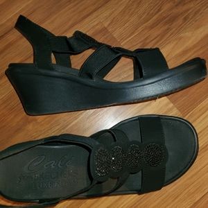 Black wedge sandal